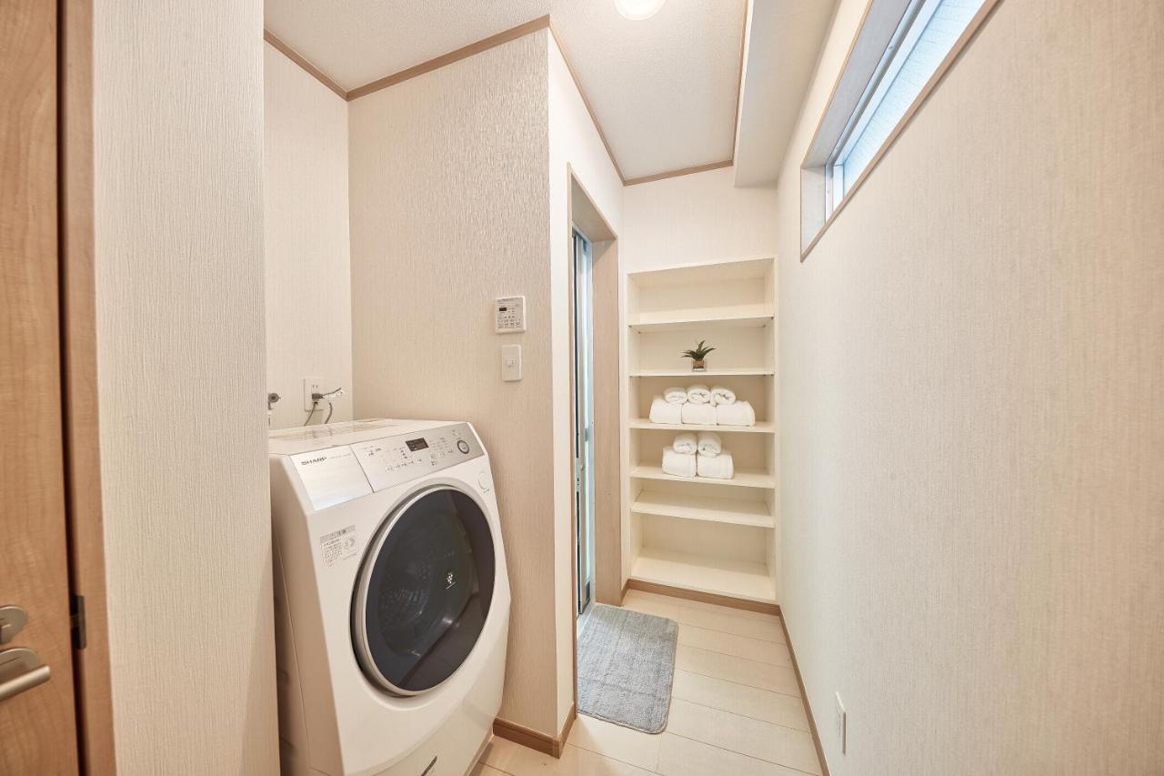 Freedomhillsフリーダムヒルズa棟 Apartment Tomigusuku Luaran gambar